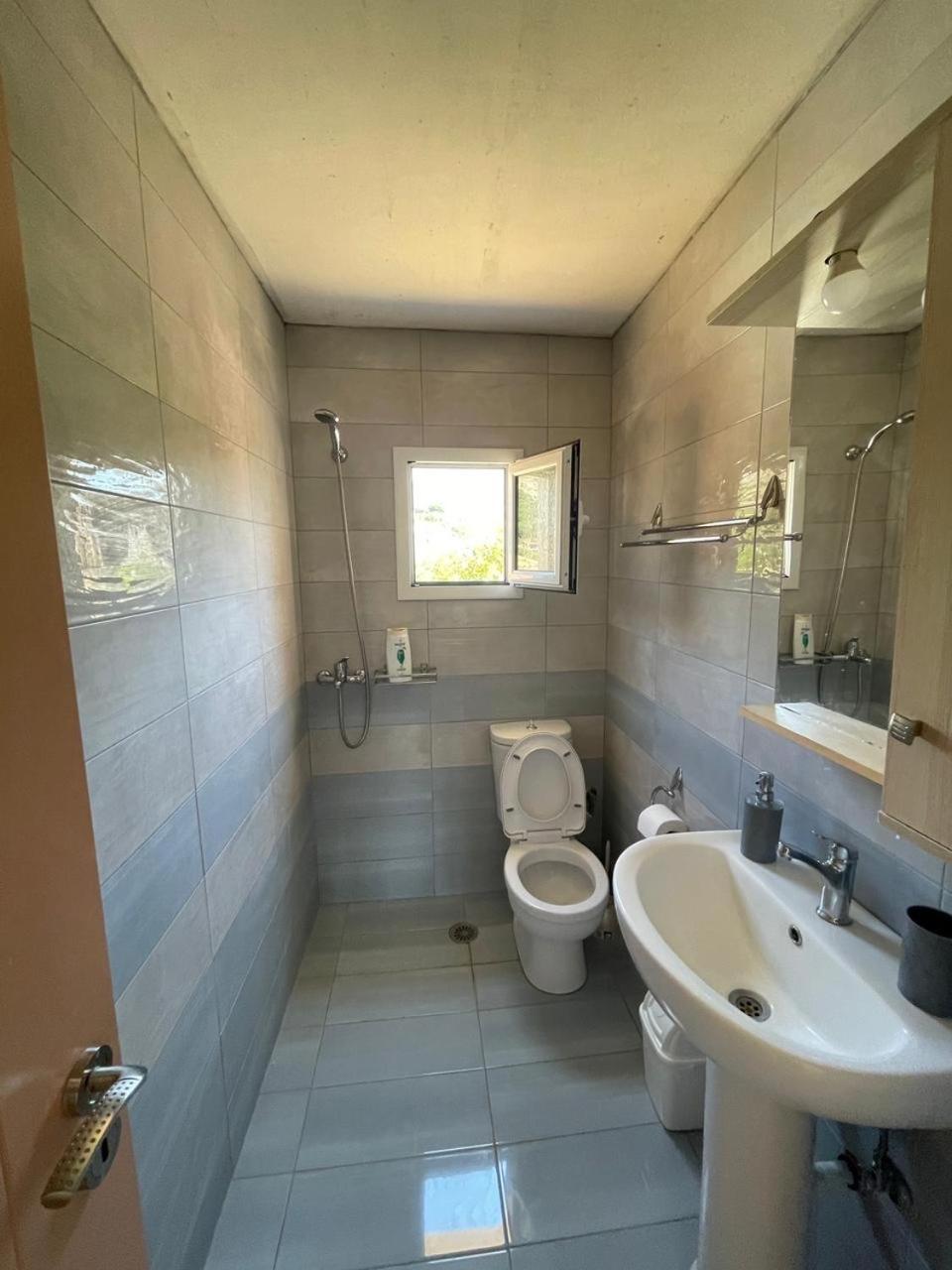 Gezos Apartment ヒマラ エクステリア 写真