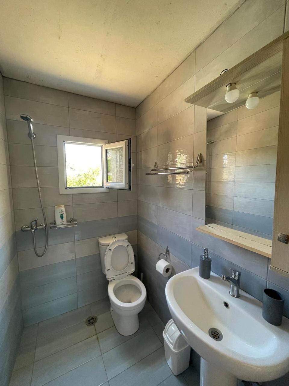 Gezos Apartment ヒマラ エクステリア 写真